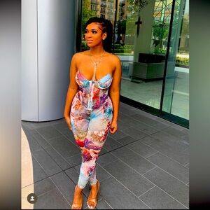 Fashion Nova bustier Corset comes with leggings